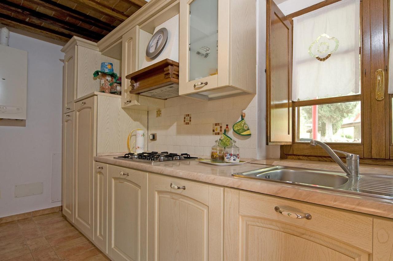 Agriturismo Fontesettimena Appartamento Rondine- Appartamento Capriolo Волтера Екстериор снимка