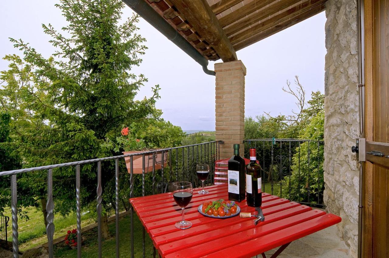 Agriturismo Fontesettimena Appartamento Rondine- Appartamento Capriolo Волтера Екстериор снимка